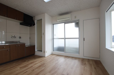 【洋室】 | ラフィーネ1号館