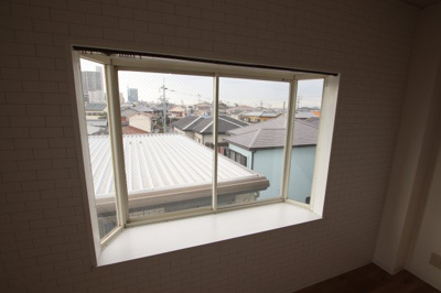 【内装】 | ラフィーネ1号館 | 角部屋　出窓