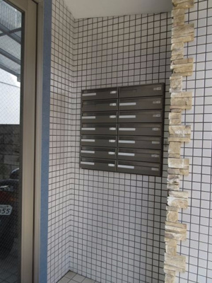 【その他共用部分】 | ラフィーネ1号館 | メールボックス