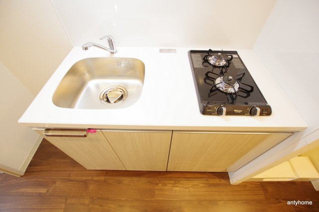 ララプレイス難波ガルテン　仲介手数料無料のキッチン