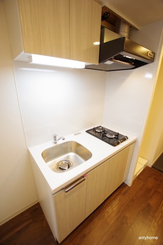 ララプレイス難波ガルテン　仲介手数料無料のキッチン