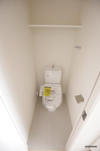 プレサンス京町堀　仲介手数料無料のトイレ