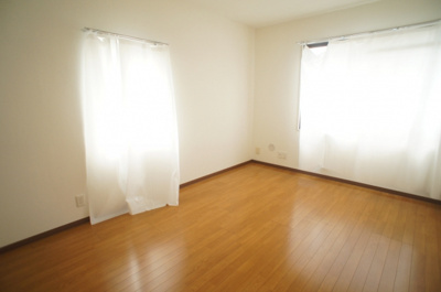 【居間・リビング】 | エステート南平野