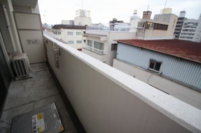 【バルコニー】 | アベニール四天王寺 | 南向きベランダ