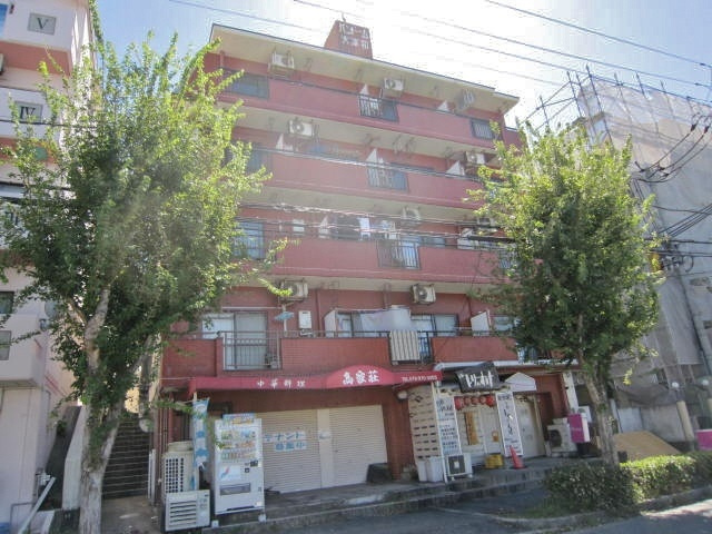 バンドーム大津和の外観