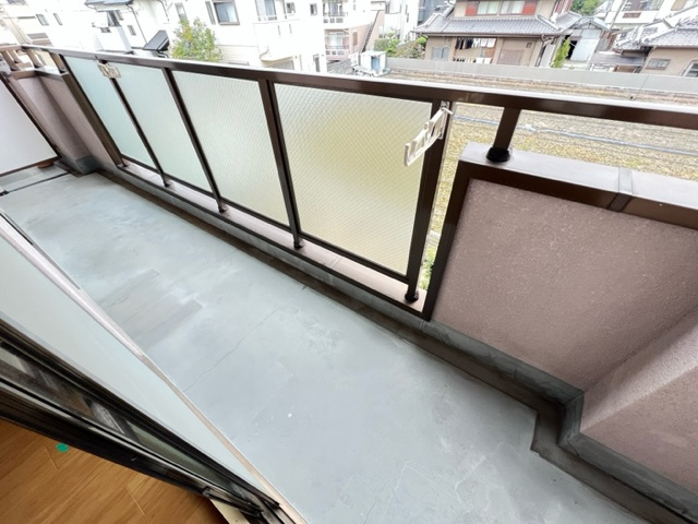 シャンブル21のバルコニー