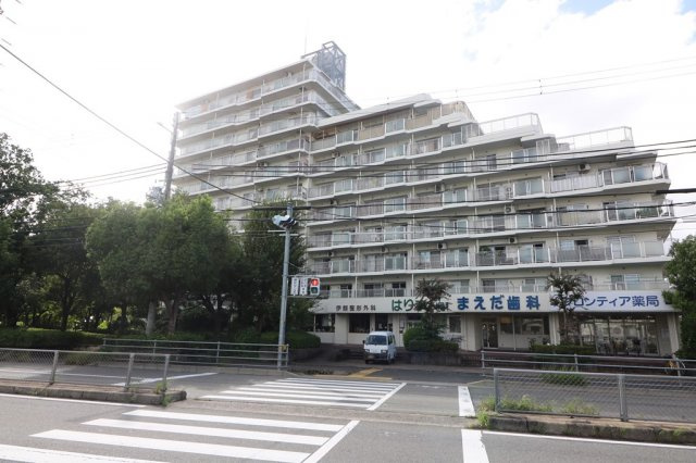 西宮市上田西町の中古マンションの外観