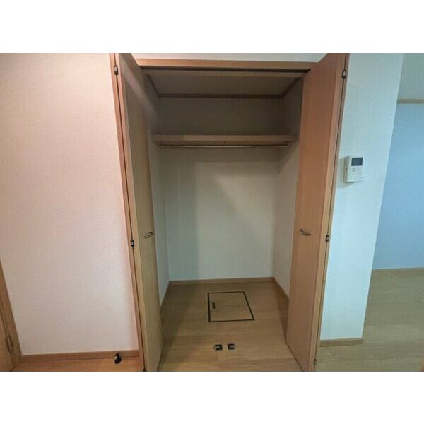 ヴィオラ・トゥールの収納