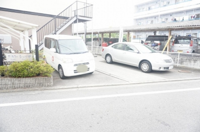 【駐車場】 | グランシャリオ・