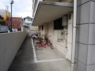 【その他共用部分】 | フォーリーフ清水の駐輪場