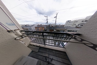 【バルコニー】 | キヨモトビル