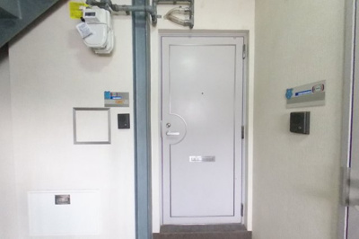 【玄関】 | キヨモトビル