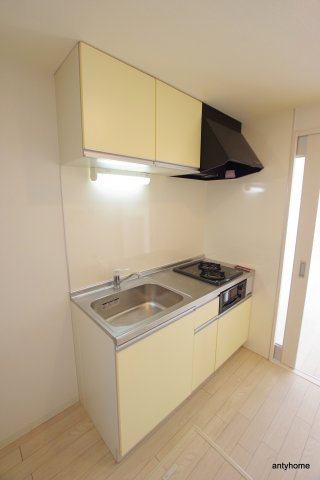 アローフィールズ弐番館　仲介手数料無料のキッチン