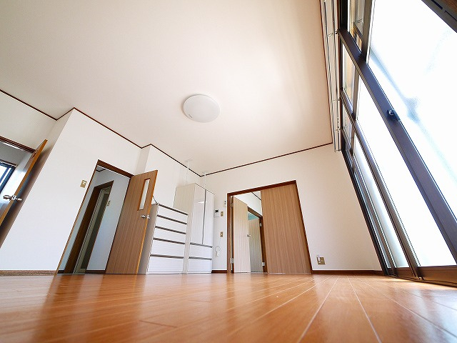 南田原町平屋の居間・リビング