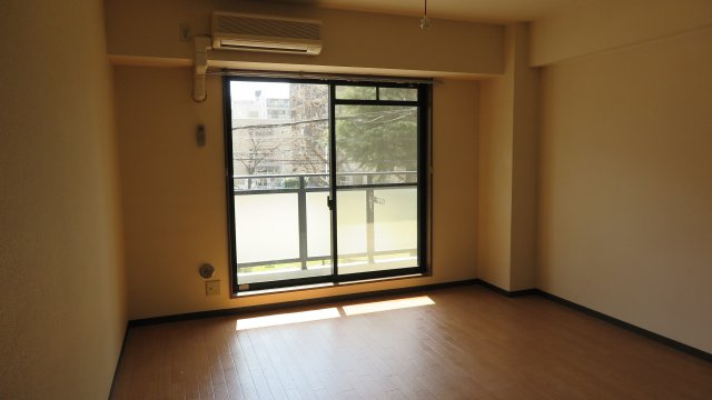 パークサイド難波の居間・リビング