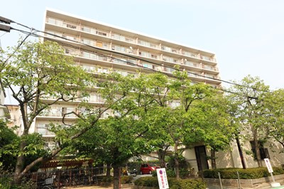 西宮市今津大東町の中古マンションの外観