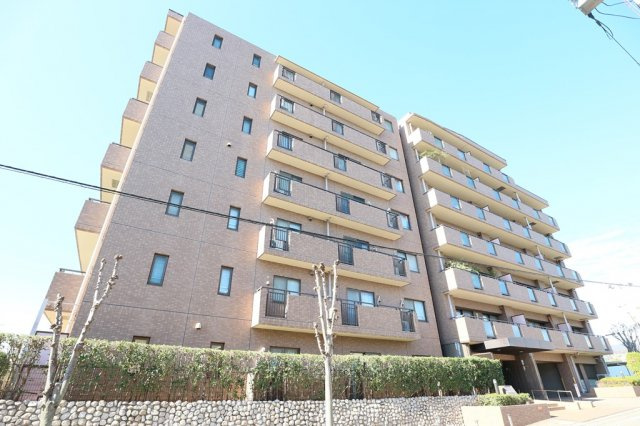 西宮市奥畑の中古マンションの外観