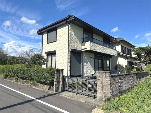 ５６０７９　山県市洞田中古戸建ての外観