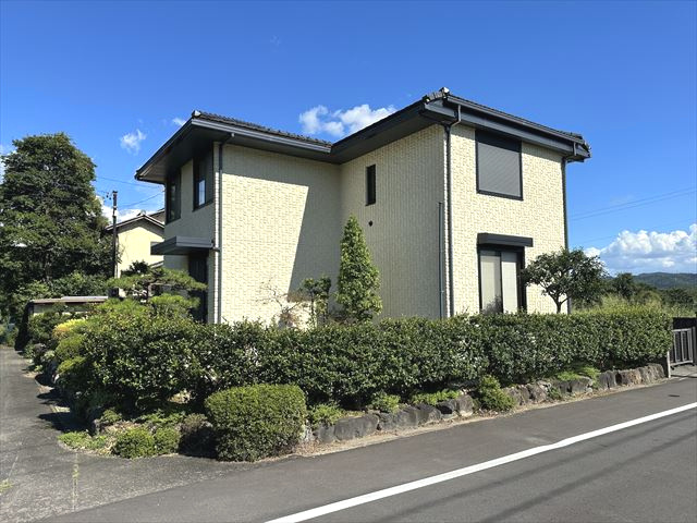 ５６０７９　山県市洞田中古戸建ての外観