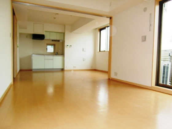 フレグラントの居間・リビング