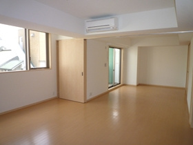 フレグラントの洋室