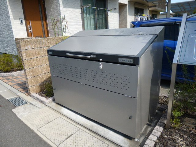 メイルガーデンＡのその他共用部分|敷地内ゴミＳＴ