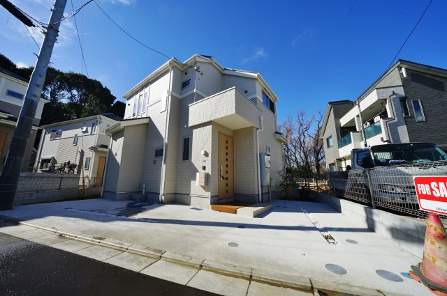 上星川駅徒歩１１分！高台の閑静な住宅街♪カースペース２台♪保土ヶ谷区坂本町　全１０棟新築戸建ての外観