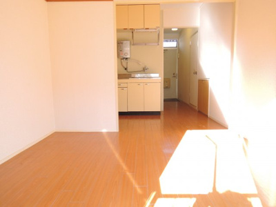 【居間・リビング】 | ハイツ真田