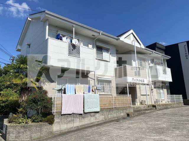 グレイス小山 B
