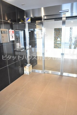 【エントランス】 | リヴシティ横濱インサイト