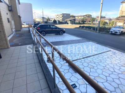 【駐車場】 | フォレスト大和A棟 | カースペースがあります