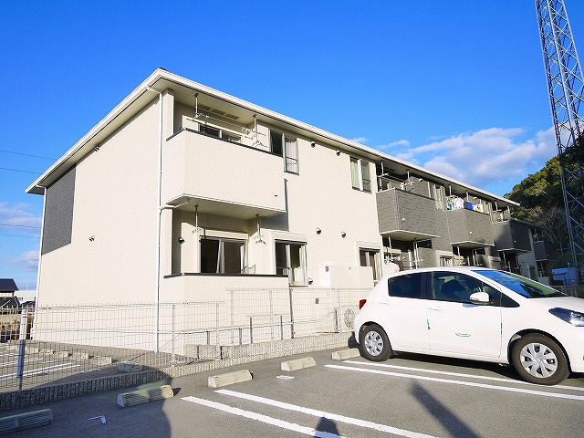 ローズレジデンスの外観|落ち着いた雰囲気の外観です