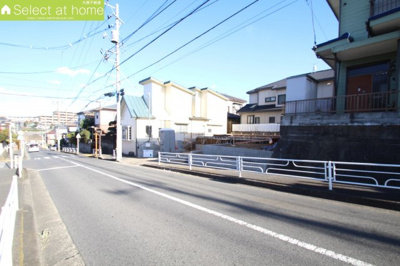 【前面道路含む現地写真】 | 海老名市上今泉5丁目 新築戸建て　全1棟【仲介手数料無料】