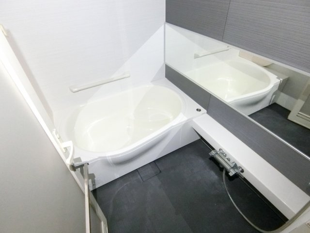 プロパレス泉ヶ丘の浴室