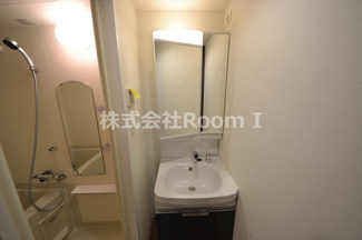 【洗面所】 | プレサンス松屋町ヴェルデス | スペースが確保できる洗面所です