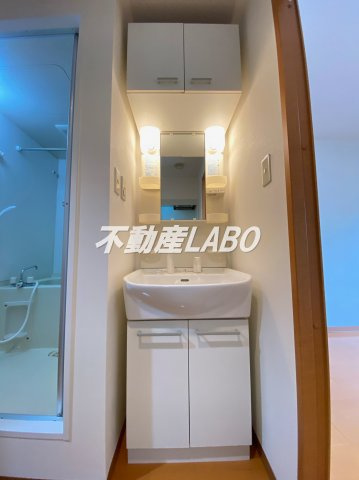 木津川TSマンションの洗面所
