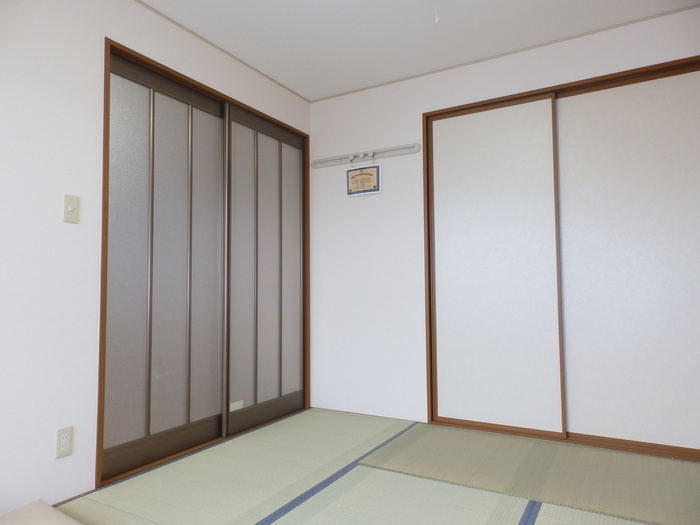 スカイスクレーパーA棟の和室