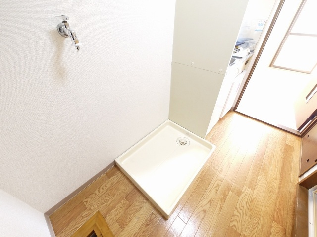 サンフェアリーの設備|嬉しい室内洗濯機置き場があります。