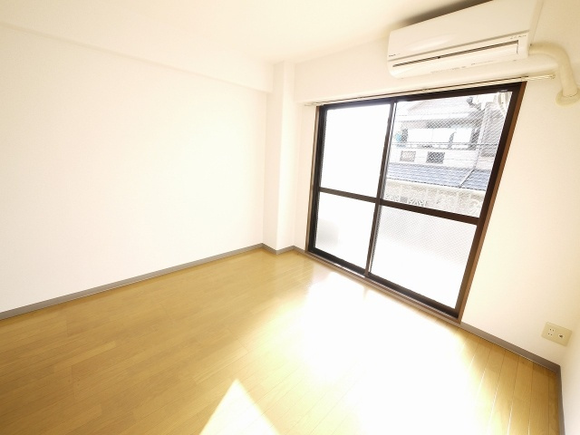 サンフェアリーの居間・リビング|ゆったりとした居間です