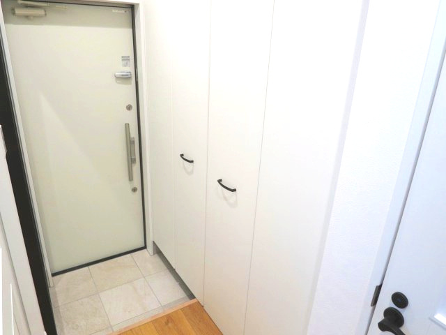 ＣＳ　ＧＡＲＤＥＮ　秋津の玄関