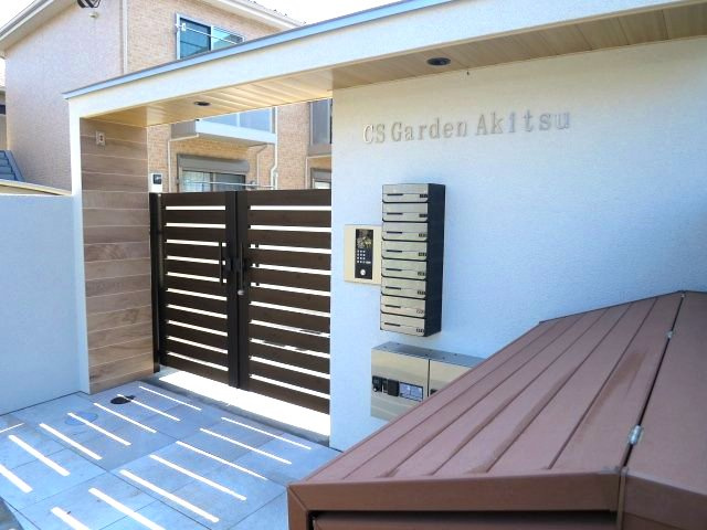 ＣＳ　ＧＡＲＤＥＮ　秋津のエントランス