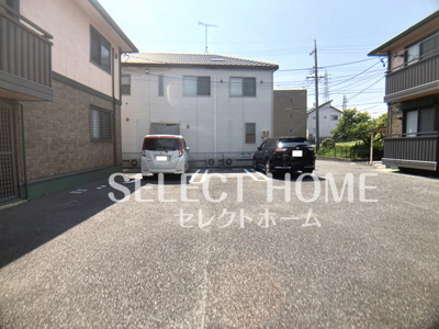 【駐車場】 | スマイルＥ＆Ｎ　E | カースペースがあります