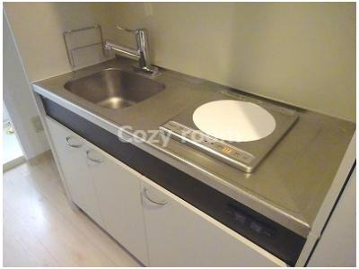 【キッチン】 | ウイニング・パラ江坂 | IH１口コンロ付の少し広めのキッチン