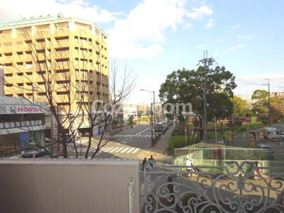 【展望】 | サンロワール江坂 | バルコニーからの眺めです