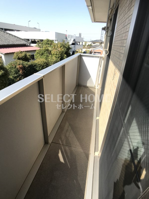 【バルコニー】 | レスポワールＢ棟  | 開放的で明るい空間を演出してくれるバルコニーです