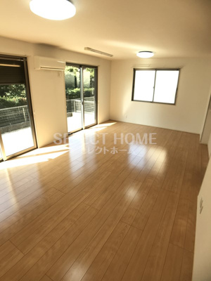 【居間・リビング】 | レスポワールＢ棟  | おしゃれな居間です