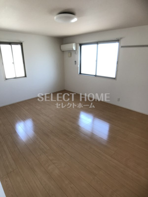 【寝室】 | レスポワールＢ棟  | 開放的な寝室です