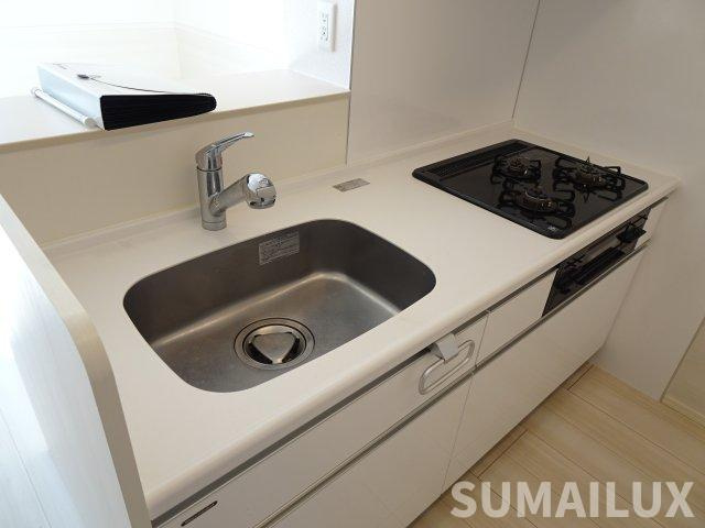 熊本市南区出仲間６丁目のアパートのキッチン