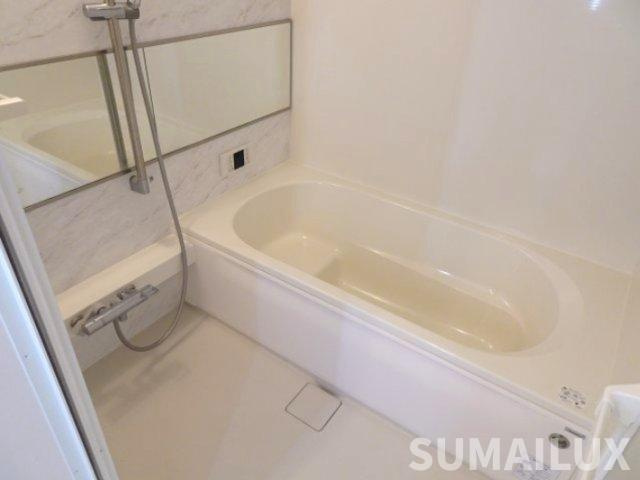 熊本市南区出仲間６丁目のアパートの浴室