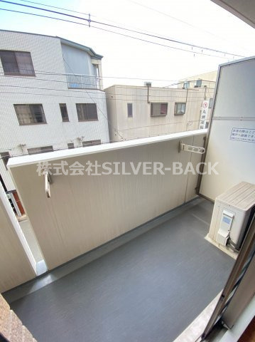 ラナップスクエア南堀江のバルコニー